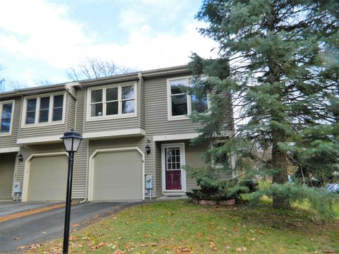11 Flintlock Ln, Halfmoon, NY 12065 photo 1