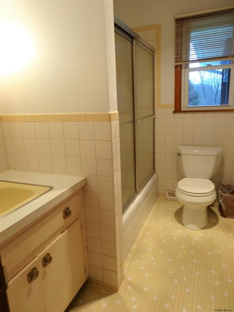 7 Appleton Rd, Rexford, NY 12148 photo 37
