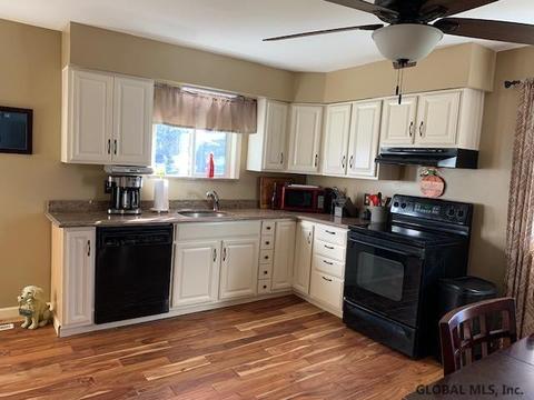339 Clapper Rd, Selkirk, NY 12158 photo 3