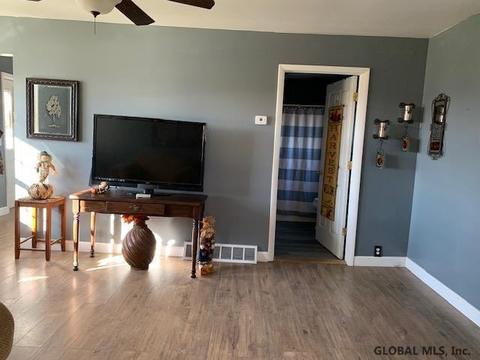 339 Clapper Rd, Selkirk, NY 12158 photo 9