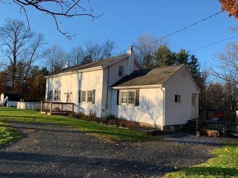 339 Clapper Rd, Selkirk, NY 12158 photo 1
