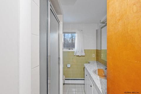 23 Michael Dr, Schenectady, NY 12303 photo 28