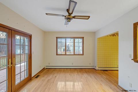 23 Michael Dr, Schenectady, NY 12303 photo 14