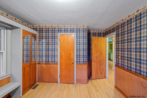 23 Michael Dr, Schenectady, NY 12303 photo 21