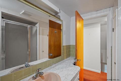 23 Michael Dr, Schenectady, NY 12303 photo 29