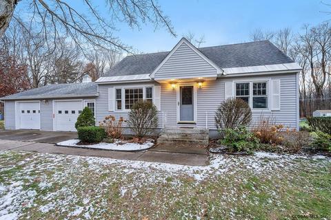 23 Michael Dr, Schenectady, NY 12303 photo 2