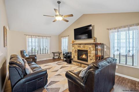 13 Back Spin Dr, Halfmoon, NY 12118 photo 13