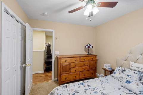 13 Back Spin Dr, Halfmoon, NY 12118 photo 32