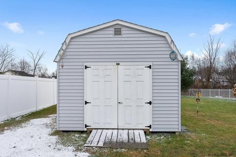 13 Back Spin Dr, Halfmoon, NY 12118 photo 42