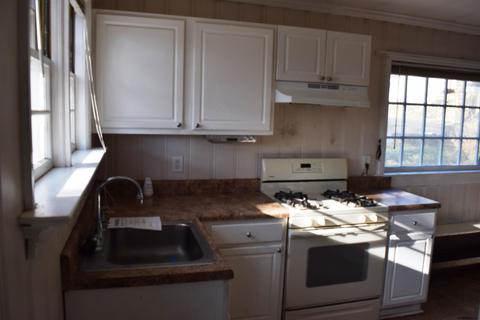 40 Utopia St, Schenectady, NY 12304 photo 4