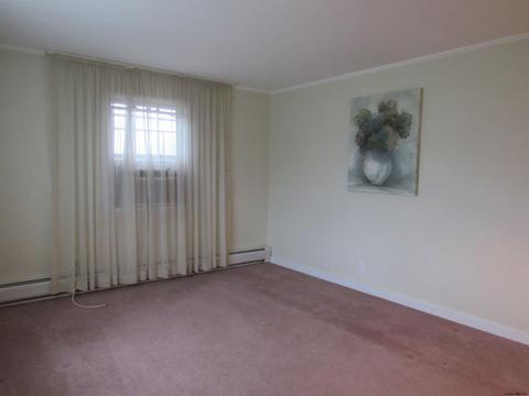 1052 Inner Dr, Schenectady, NY 12303 photo 6
