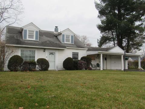 1052 Inner Dr, Schenectady, NY 12303 photo 1