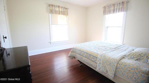 82 Spruce St, Schenectady, NY 12304 photo 11