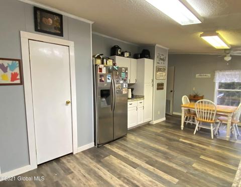 525 Stanton Rd, Cambridge, NY 12816 photo 2