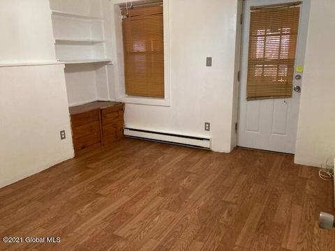 44 Trinity Pl, Albany, NY 12202 photo 10