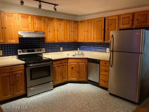 44 Trinity Pl, Albany, NY 12202 photo 7