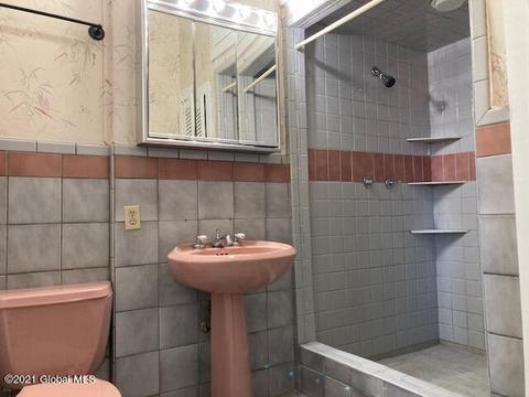 44 Trinity Pl, Albany, NY 12202 photo 29