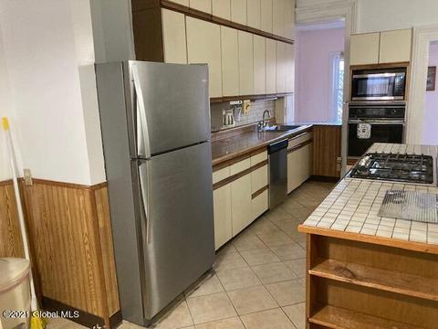 44 Trinity Pl, Albany, NY 12202 photo 19