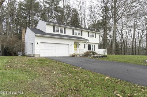 52 Daniel St, Slingerlands, NY 12159 photo 2