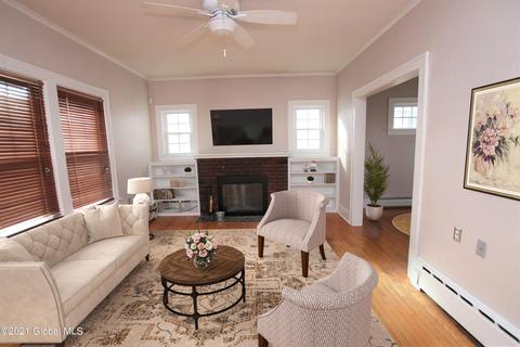 619 Rankin Ave, Schenectady, NY 12308 photo 3