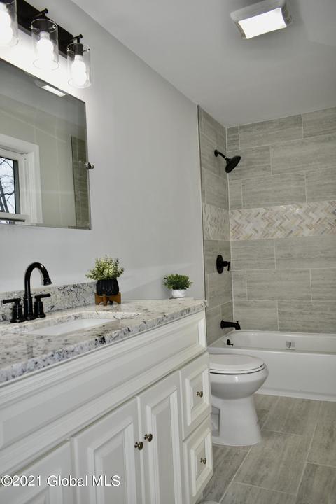 2529 3rd Ave, Schenectady, NY 12303 photo 13