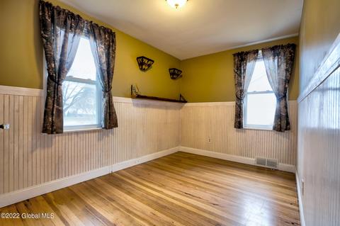 2921 Windermere Rd, Schenectady, NY 12304 photo 21