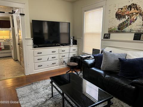 57 Mcclellan St, Schenectady, NY 12304 photo 2