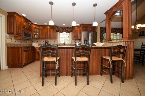 19 Wicklow Ter, Delmar, NY 12054 photo 14