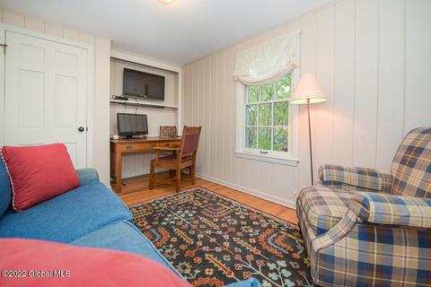 19 Wicklow Ter, Delmar, NY 12054 photo 22
