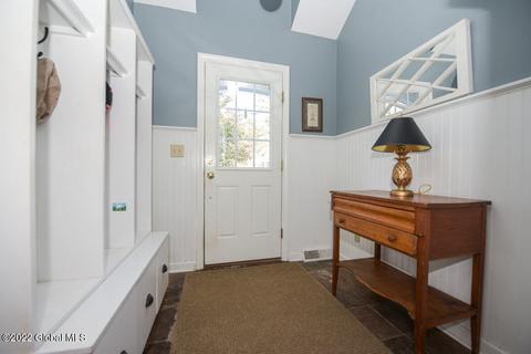 19 Wicklow Ter, Delmar, NY 12054 photo 5