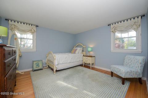 19 Wicklow Ter, Delmar, NY 12054 photo 24
