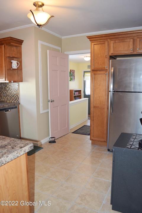 25 Vagele Ln, Glenmont, NY 12077 photo 23