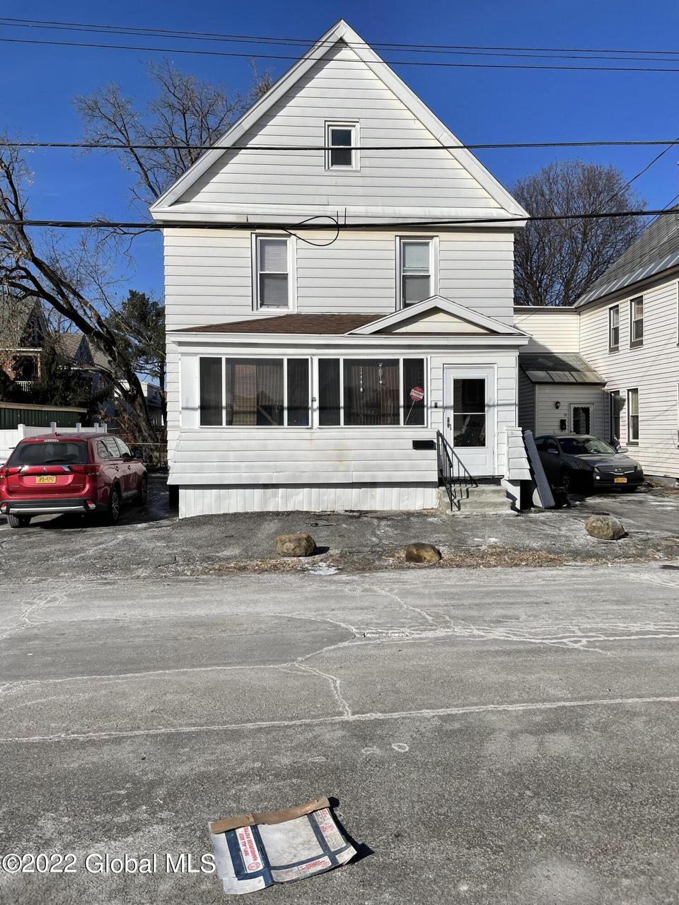 9 Western Pkwy, Schenectady, NY 12304 19 Photos MLS 202210903 Movoto