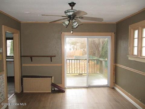 805 Decamp Ave, Schenectady, NY 12309 photo 7