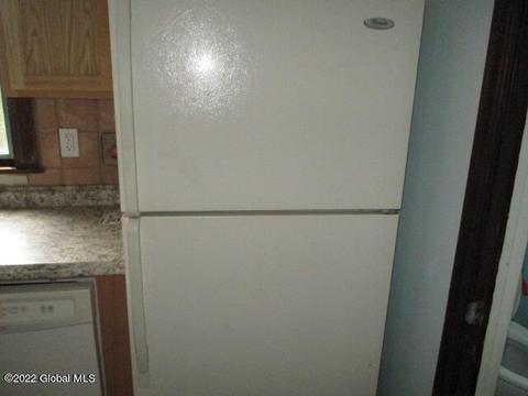 805 Decamp Ave, Schenectady, NY 12309 photo 14