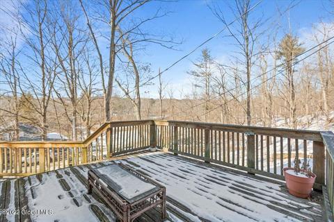 709 River Rd, Glenmont, NY 12077 photo 29