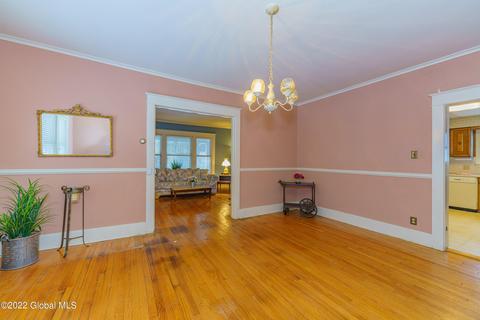802 Lakewood Ave, Schenectady, NY 12309 photo 12
