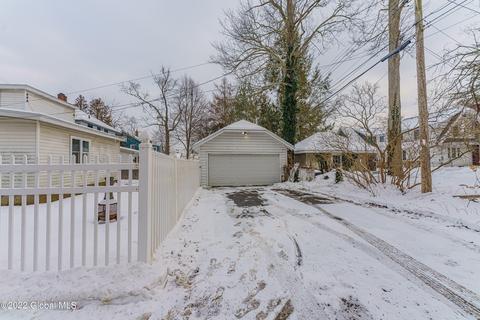 802 Lakewood Ave, Schenectady, NY 12309 photo 30