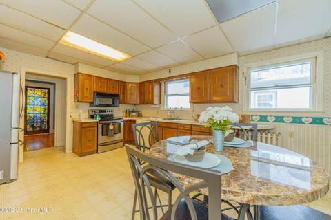 802 Lakewood Ave, Schenectady, NY 12309 photo 14