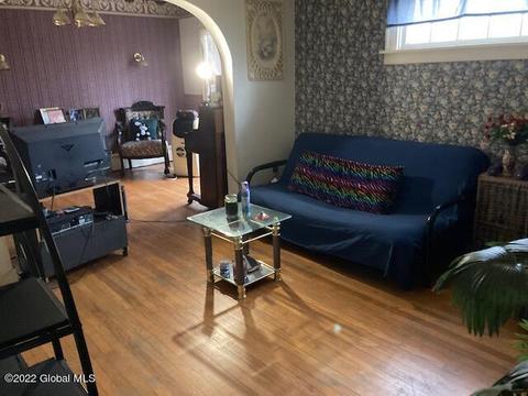 35 Jackson Ave, Schenectady, NY 12304 photo 6