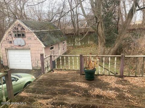 35 Jackson Ave, Schenectady, NY 12304 photo 18