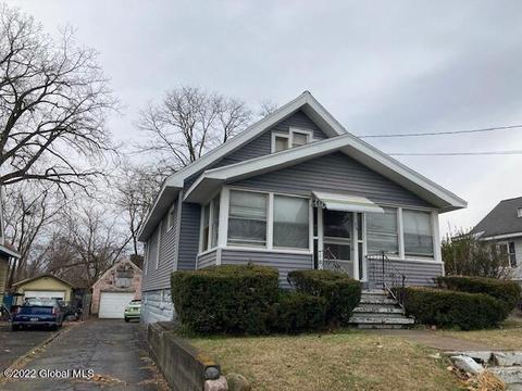 35 Jackson Ave, Schenectady, NY 12304 photo 2