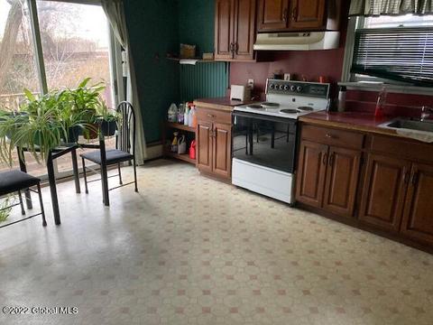 35 Jackson Ave, Schenectady, NY 12304 photo 13