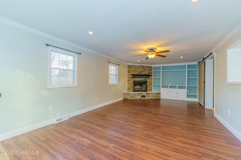 127 Evans Rd, Schenectady, NY 12306 photo 10