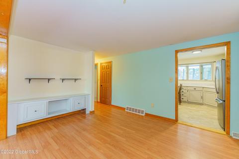 127 Evans Rd, Schenectady, NY 12306 photo 16