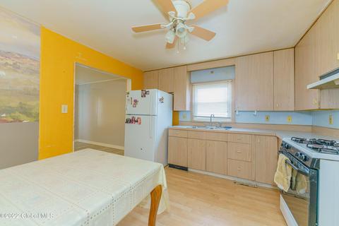 12 Carpenter Dr, Schenectady, NY 12309 photo 12