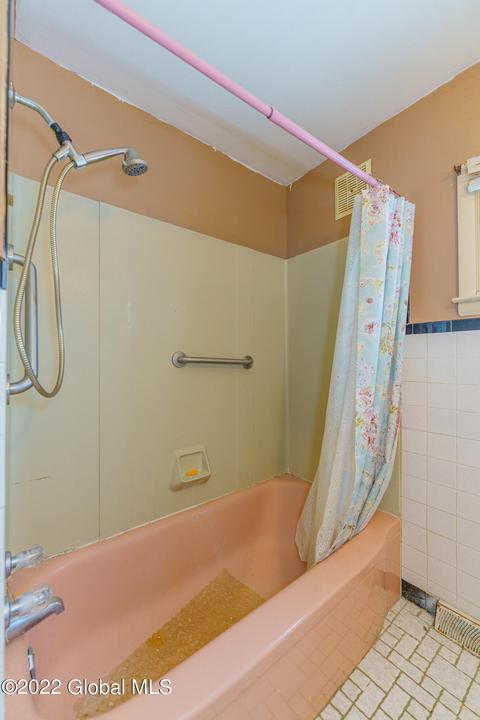12 Carpenter Dr, Schenectady, NY 12309 photo 21
