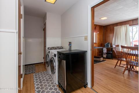 1331 Keyes Ave, Schenectady, NY 12309 photo 13