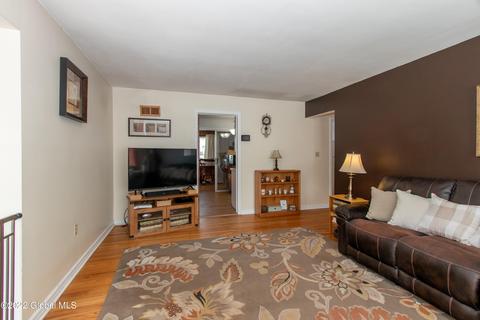 1331 Keyes Ave, Schenectady, NY 12309 photo 8