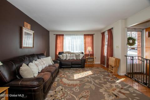 1331 Keyes Ave, Schenectady, NY 12309 photo 6